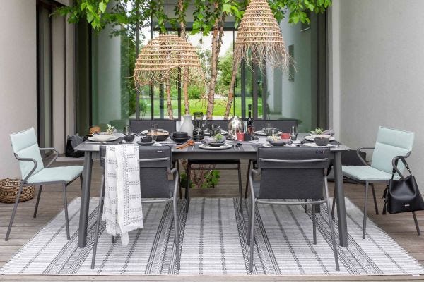 What is the best material for a garden table